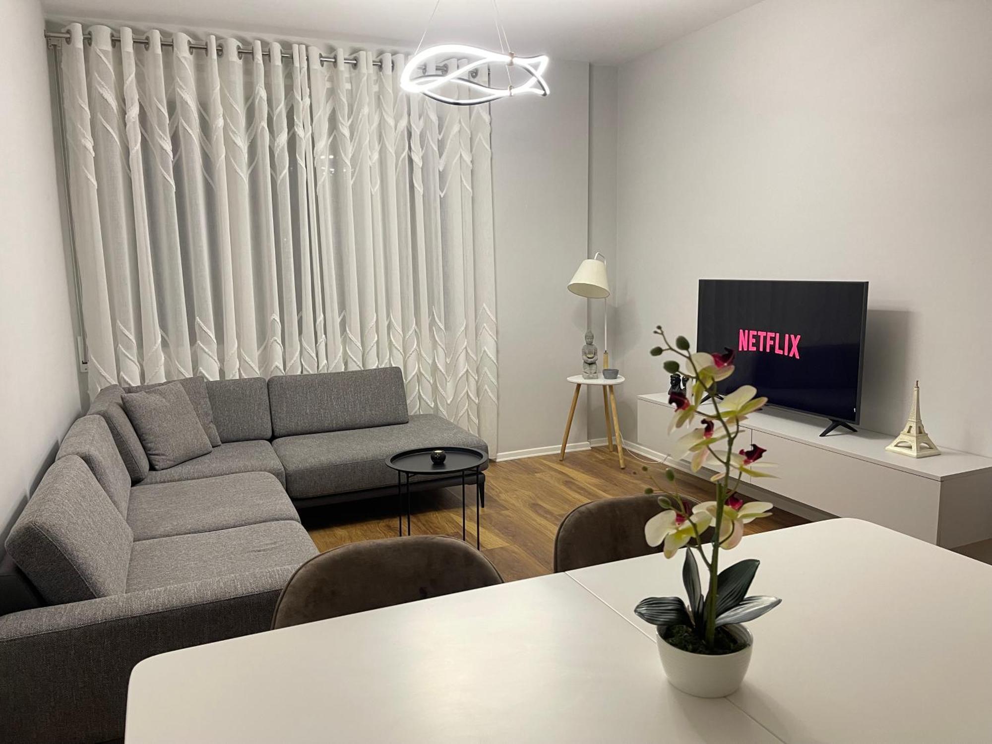 New Bazaar, Grand Apartment تيرانا المظهر الخارجي الصورة